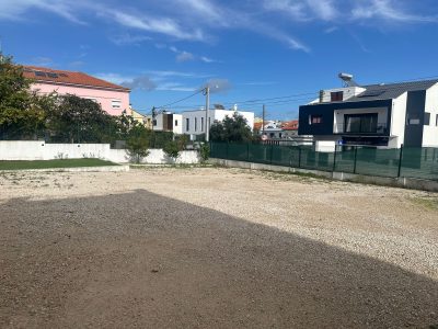 WhatsApp Image 2025-11-08 at 13.40.00 (2)